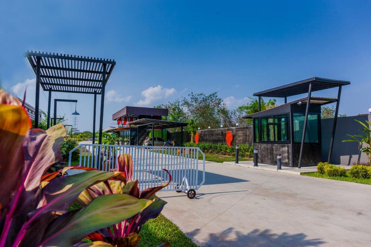 The Sun Resort Ratchaburi Exterior foto