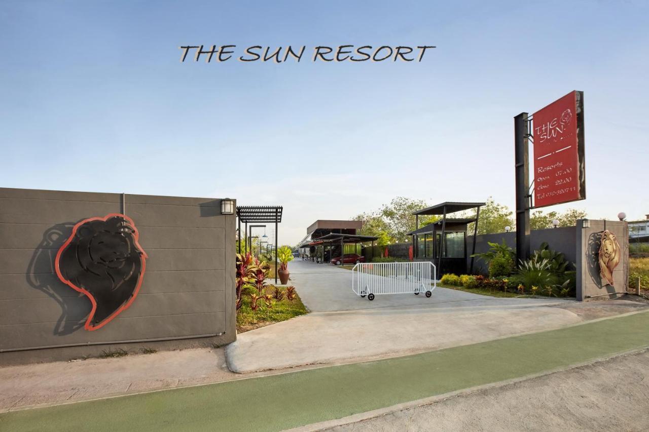 The Sun Resort Ratchaburi Exterior foto